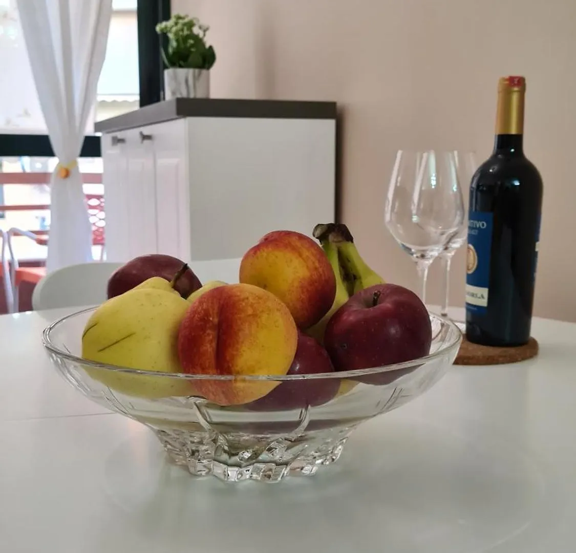 Appartement Family-Friendly Apt At 21 Dhjetori W/Self Check-In Tirana Albanië